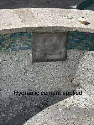 Crack repair sealed with hydraulic cement