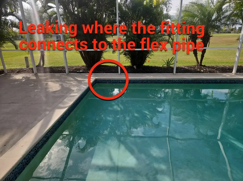 Pool wall with a circle around the leaking return